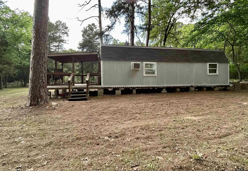 140 Young Cir
