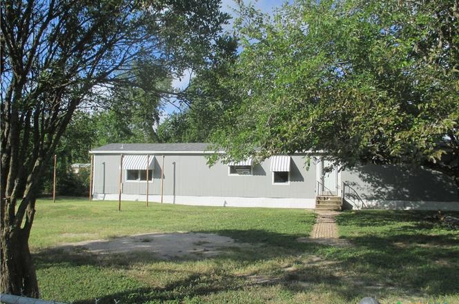 148 Arthur Ln