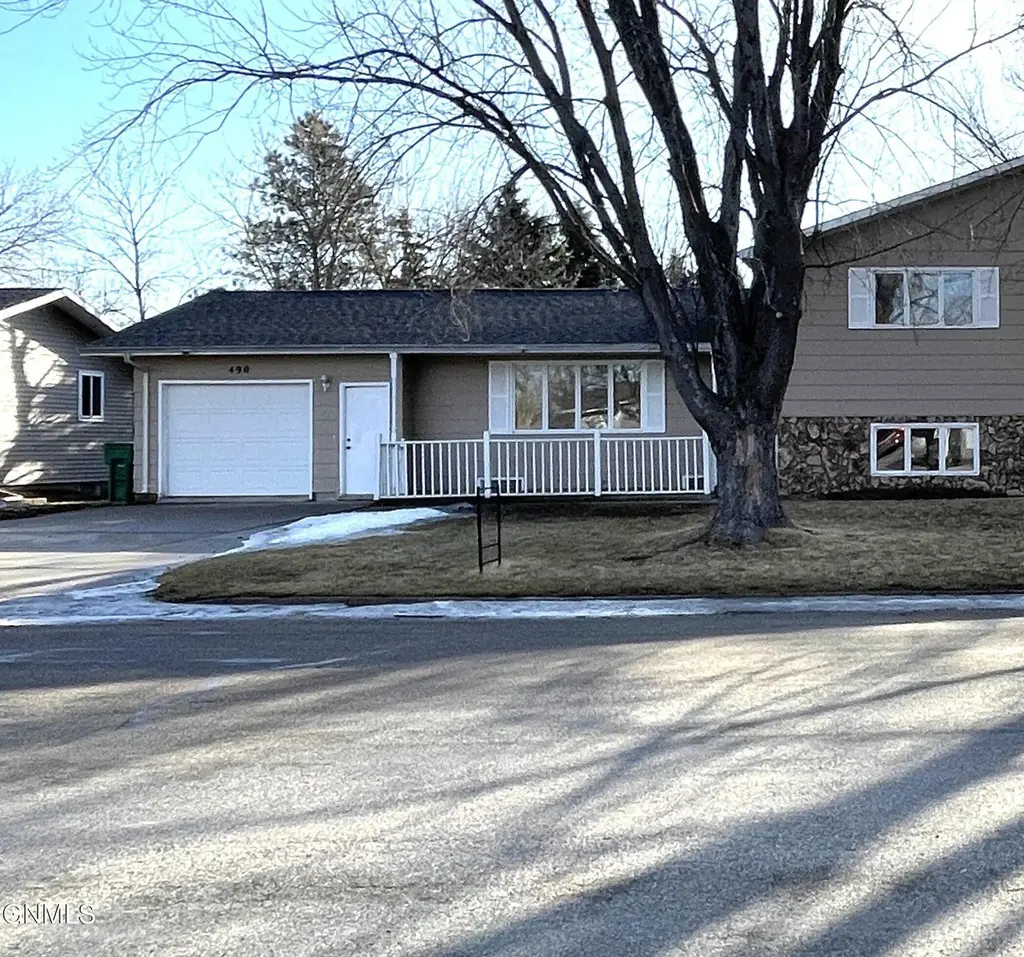 490 Joal Dr