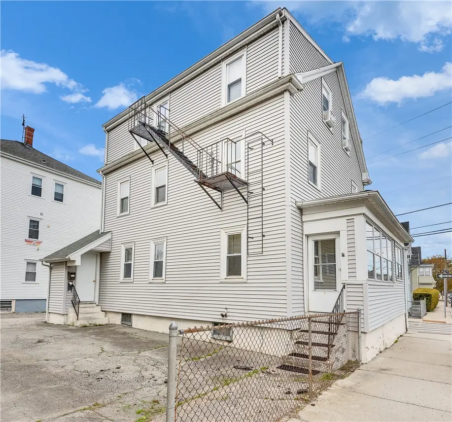 221 State St