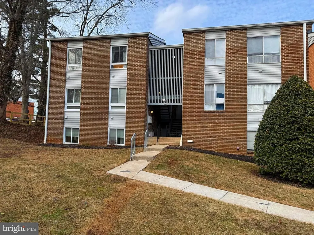 445 Moores Mill Rd Unit 445-2