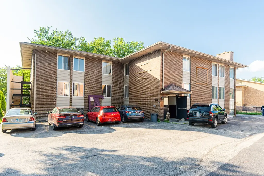 919 Greenbrier Rd