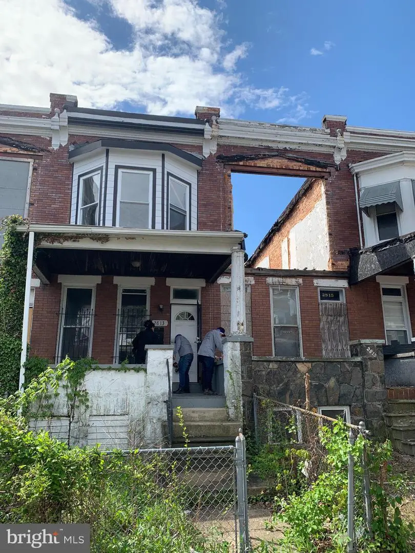 2813 Riggs Ave
