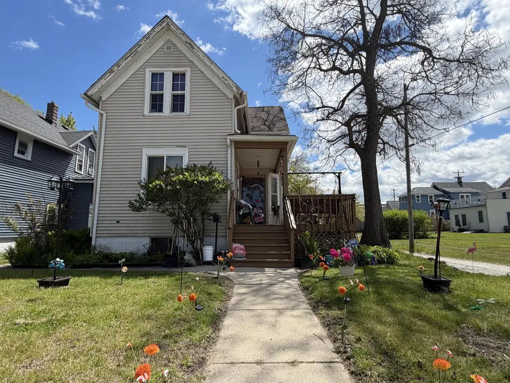 1315 67th Pl