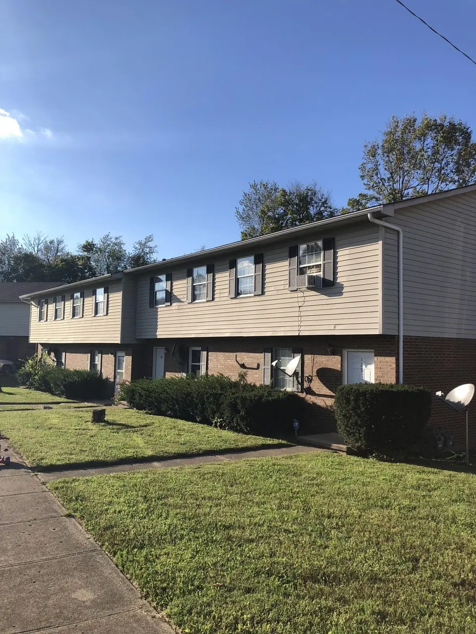 125-131 Bradford Dr