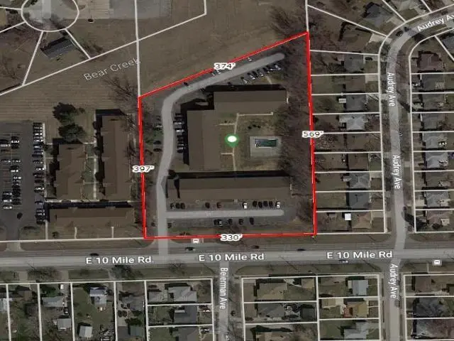 4949 E 10 Mile Rd