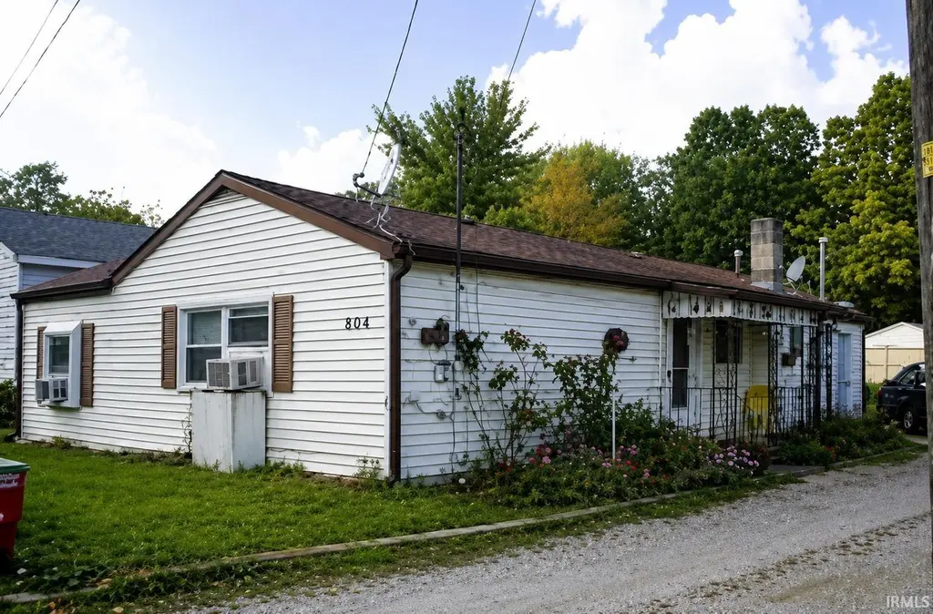 804 Jackson St