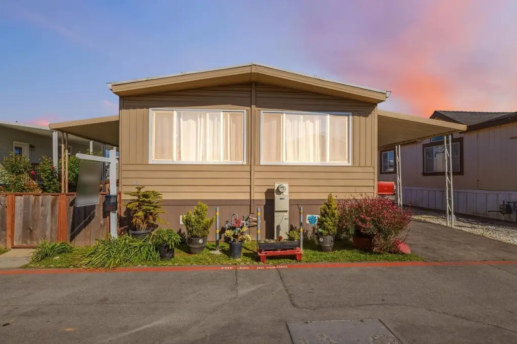 20 N Russel Rd #59