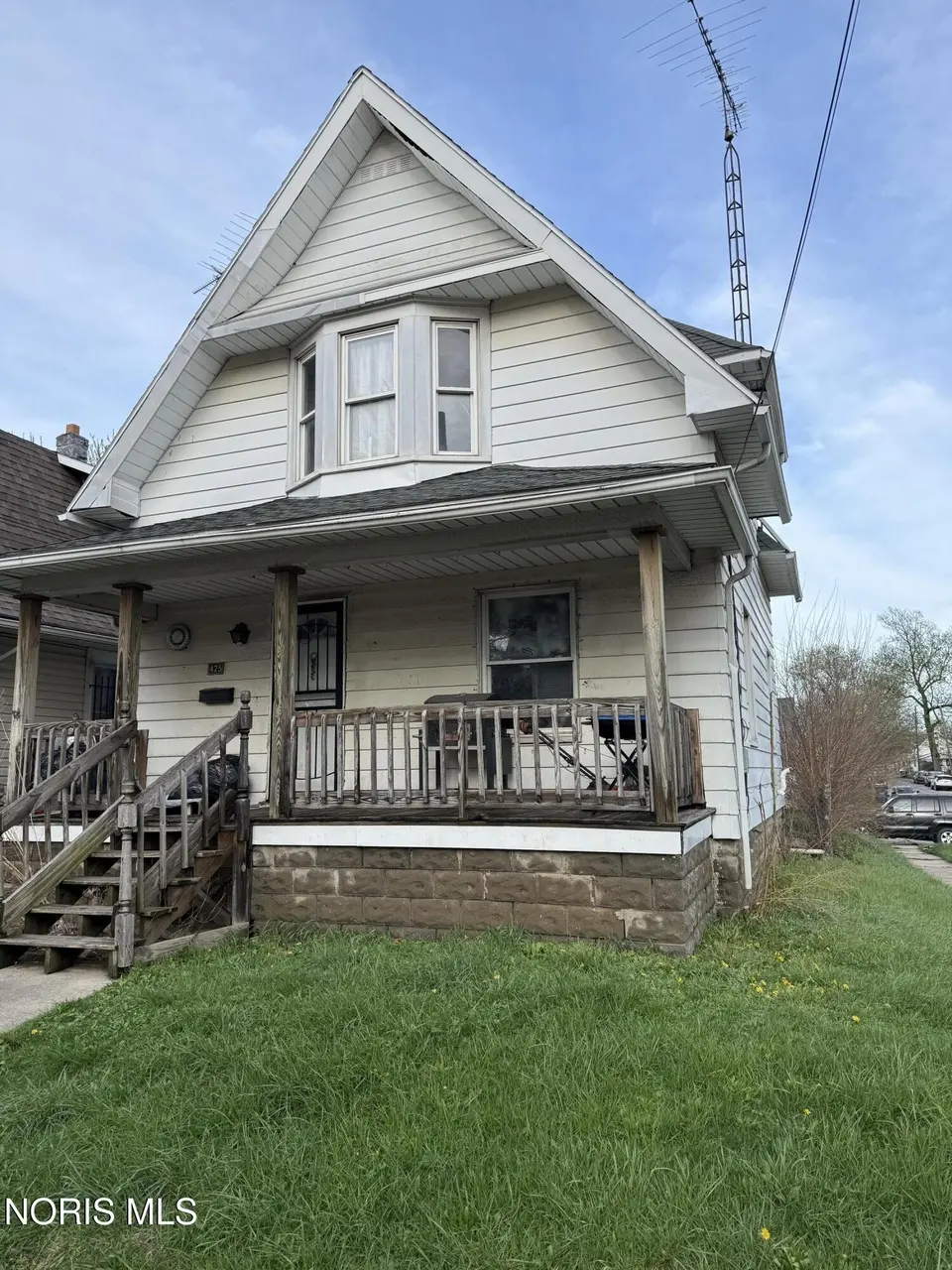425 Spencer St