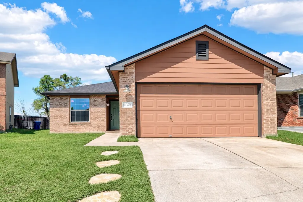 13508 Sierra Wind Ln