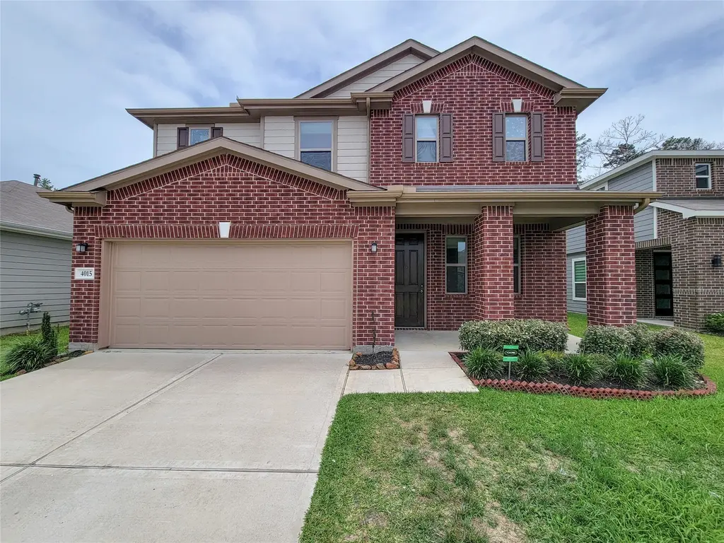 4015 Mossy Banks Ln