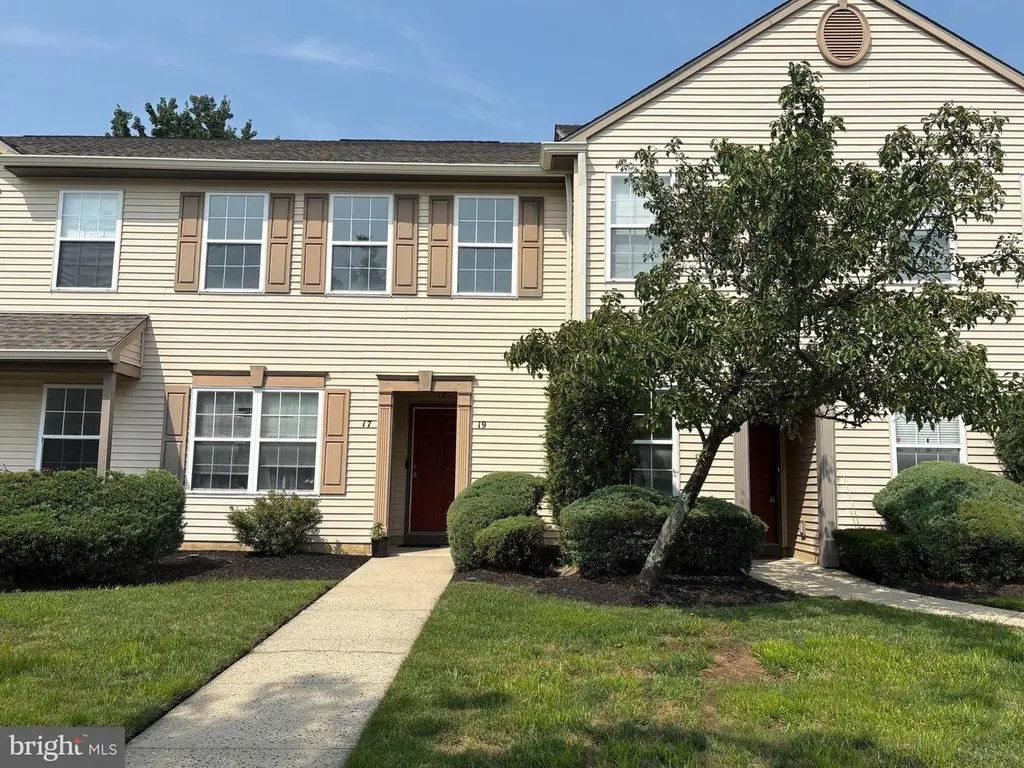19 Foxglove Dr