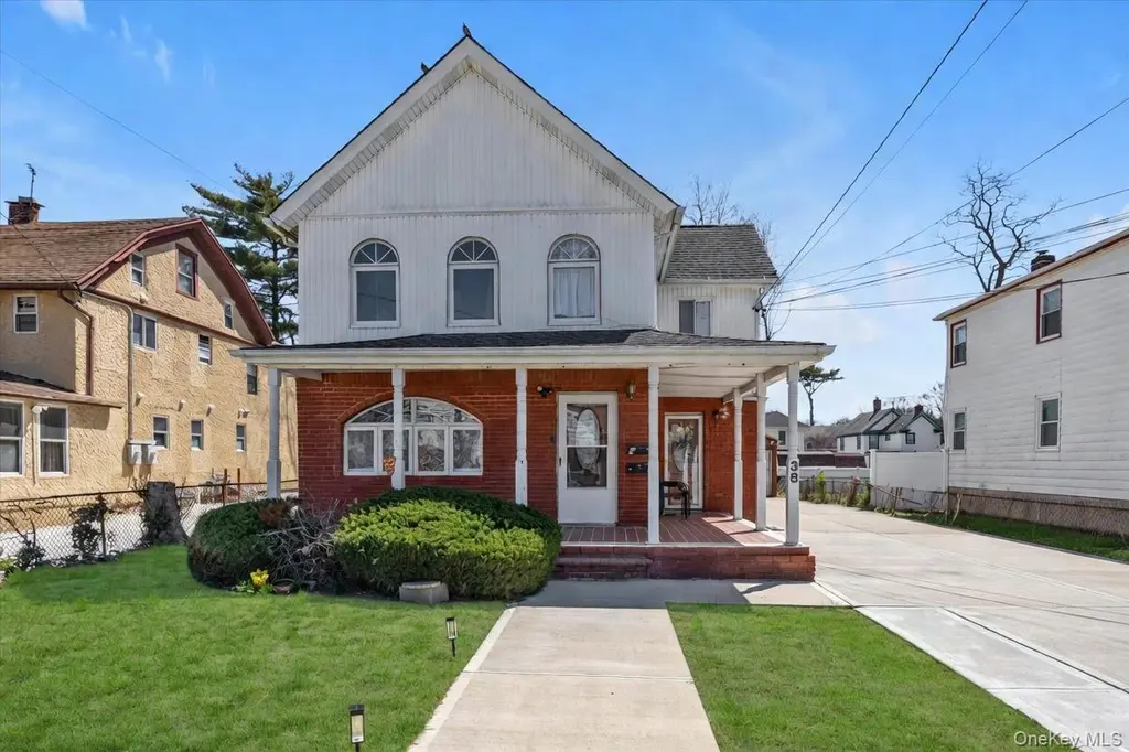 38 5th St