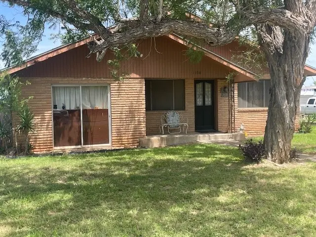 1108 Marcos Hinojosa Ave