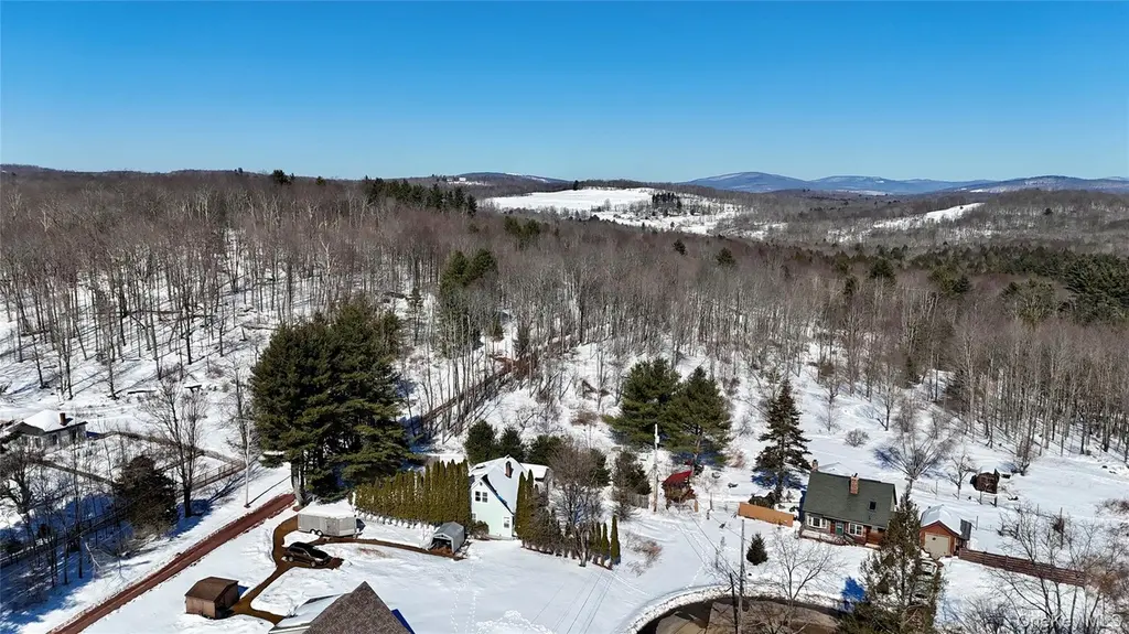 9 Grant Rd