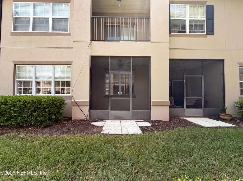 12301 Kernan Forest Blvd #1808