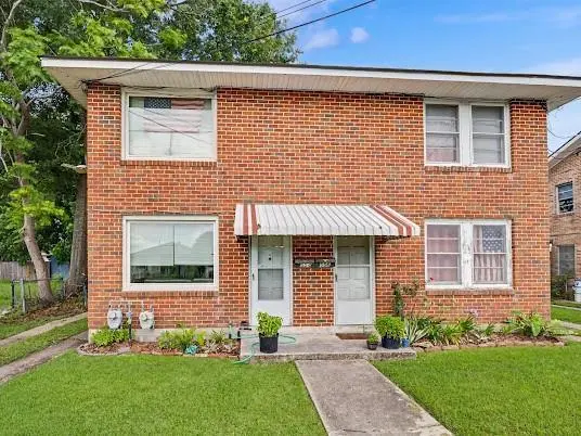 554-556 Carrollton Ave