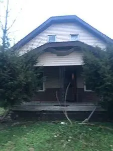 1902 Barks St