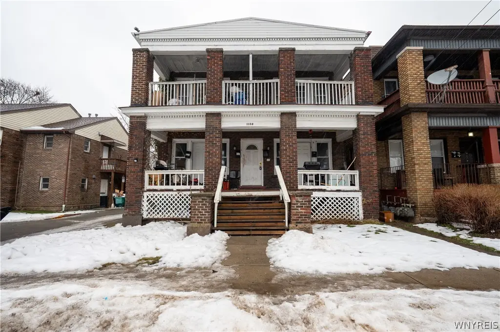 1158 Ontario Ave