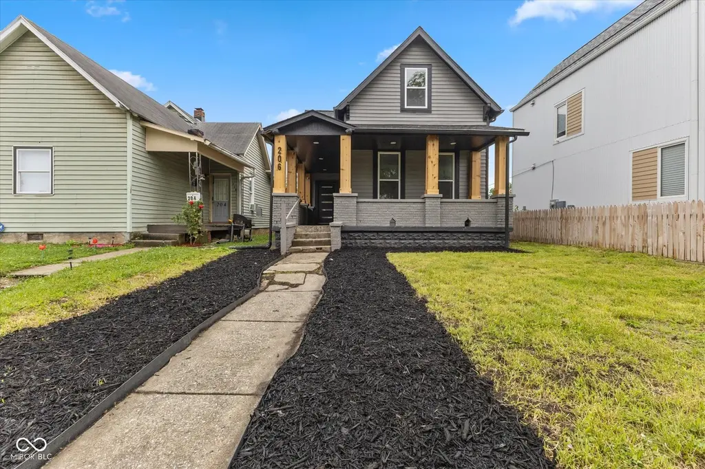 206 N Beville Ave