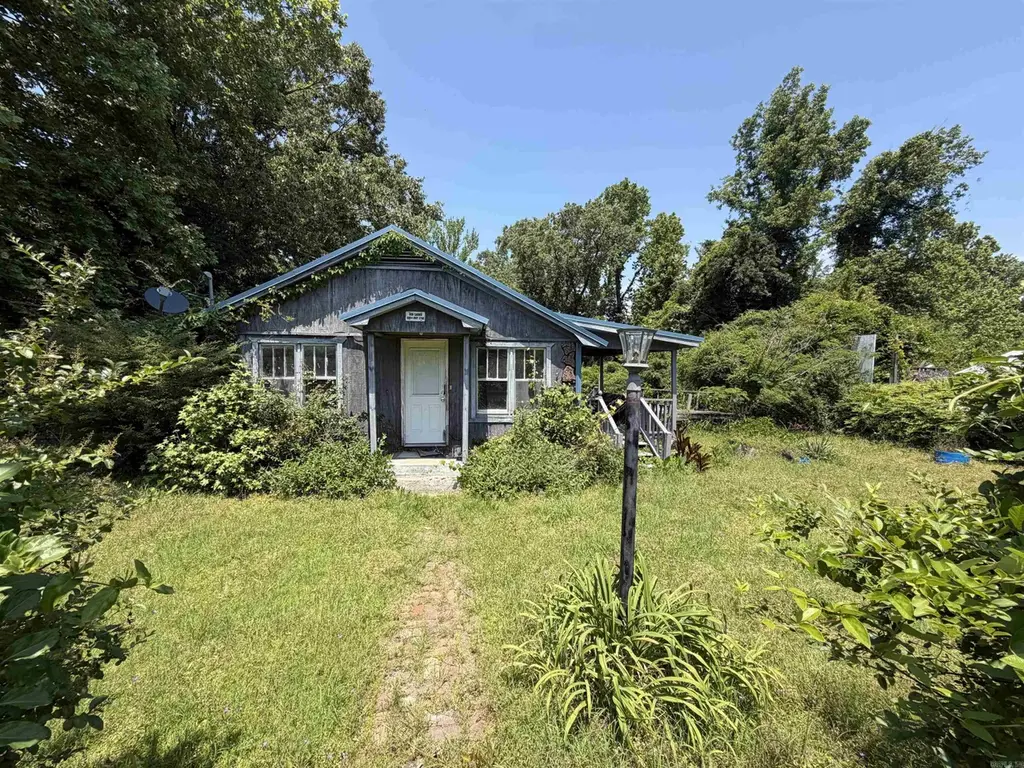 6884 Highway 270 E