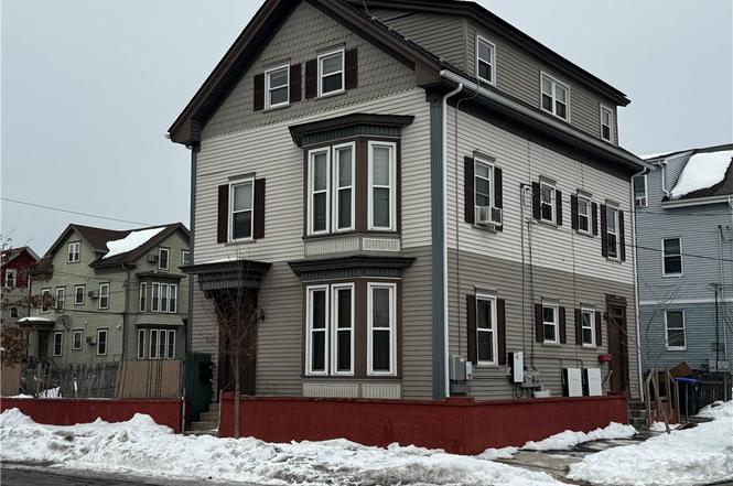 21 Candace St