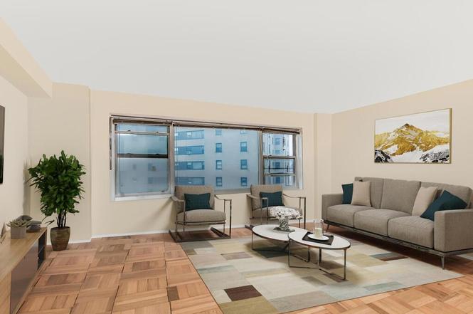4 Fordham Hill Oval Unit 8D