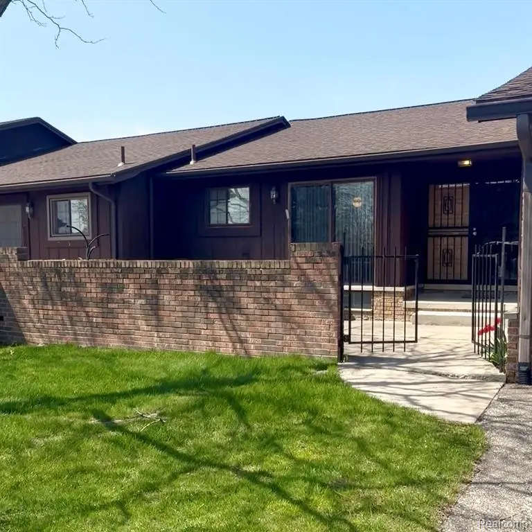 26433 Summerdale Dr