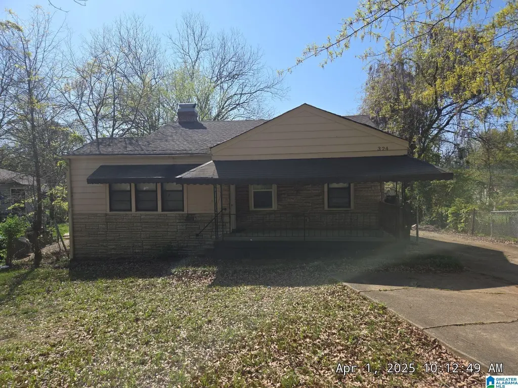 324 Woodward Rd