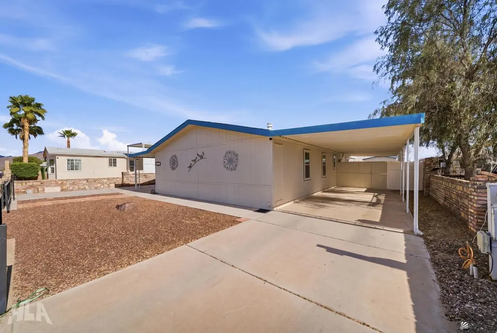 13223 E 55 Dr