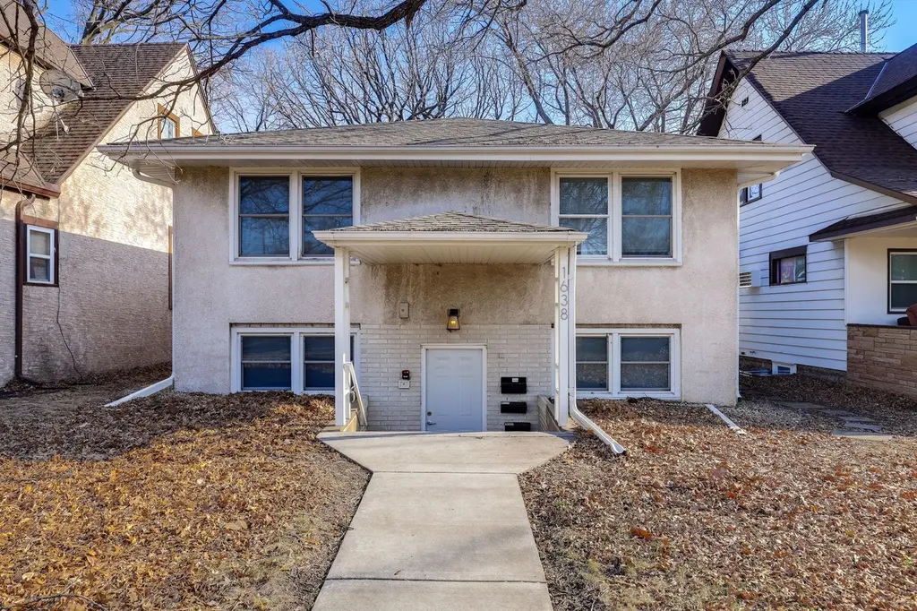 1638 Marshall Ave