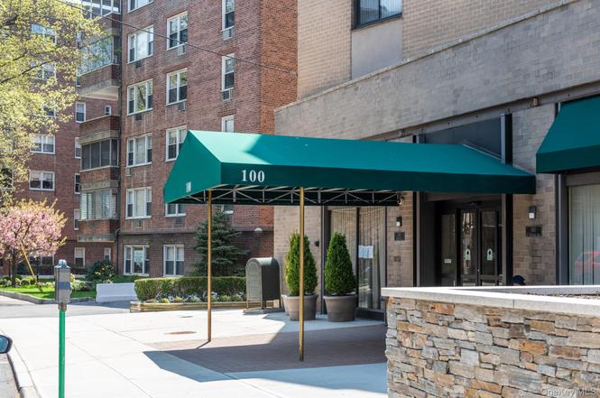 100 E Hartsdale Ave Unit 6RE