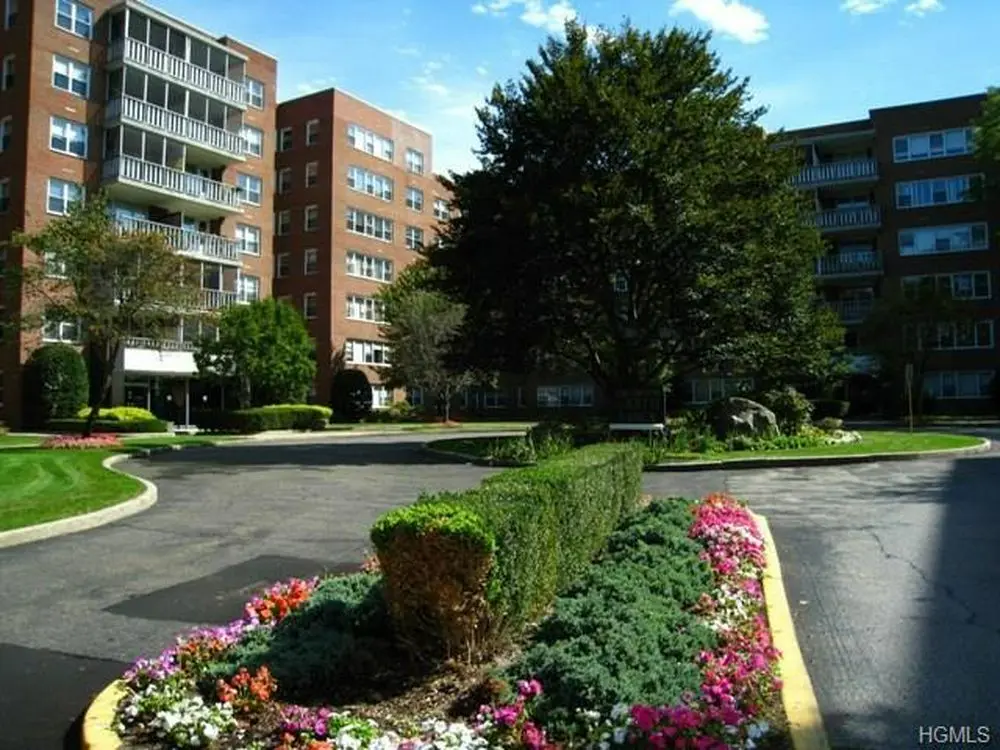 240 Garth Rd