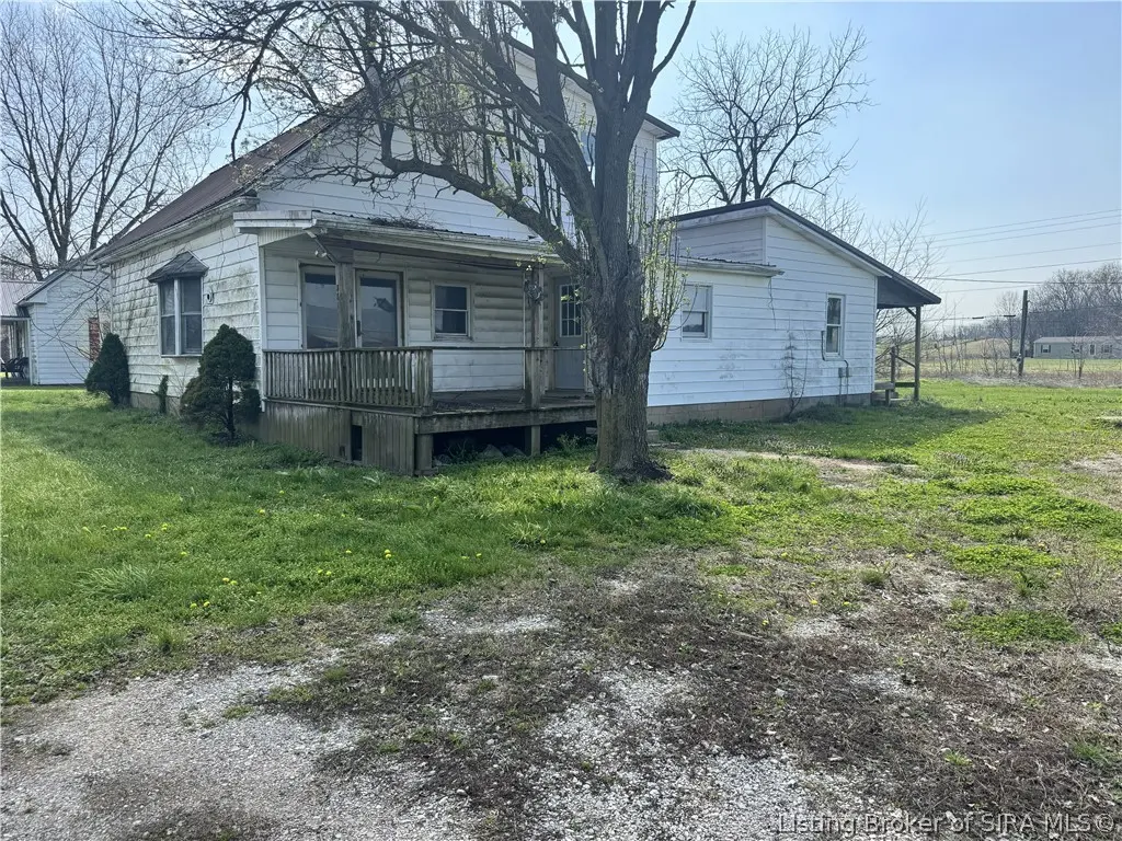 381 W Main St