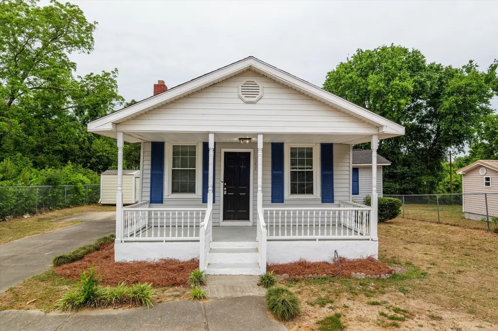 141 Jack Jones St