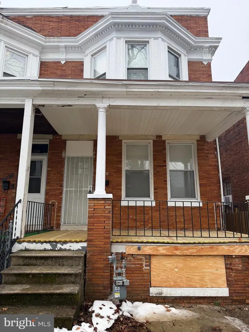2220 Mount Holly St