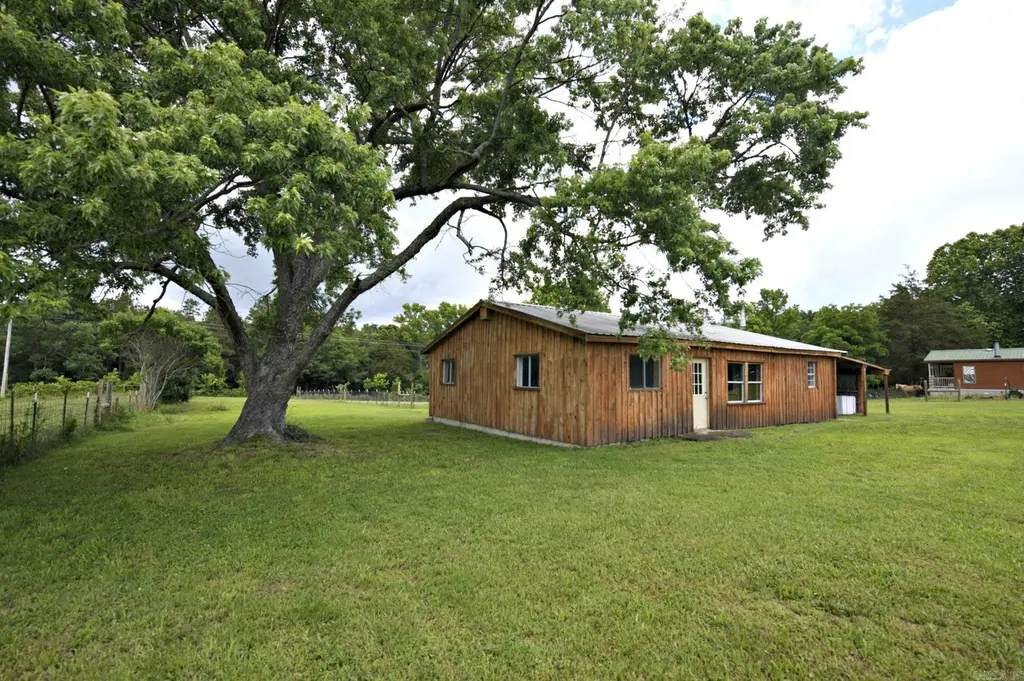 281 Polk Road 24