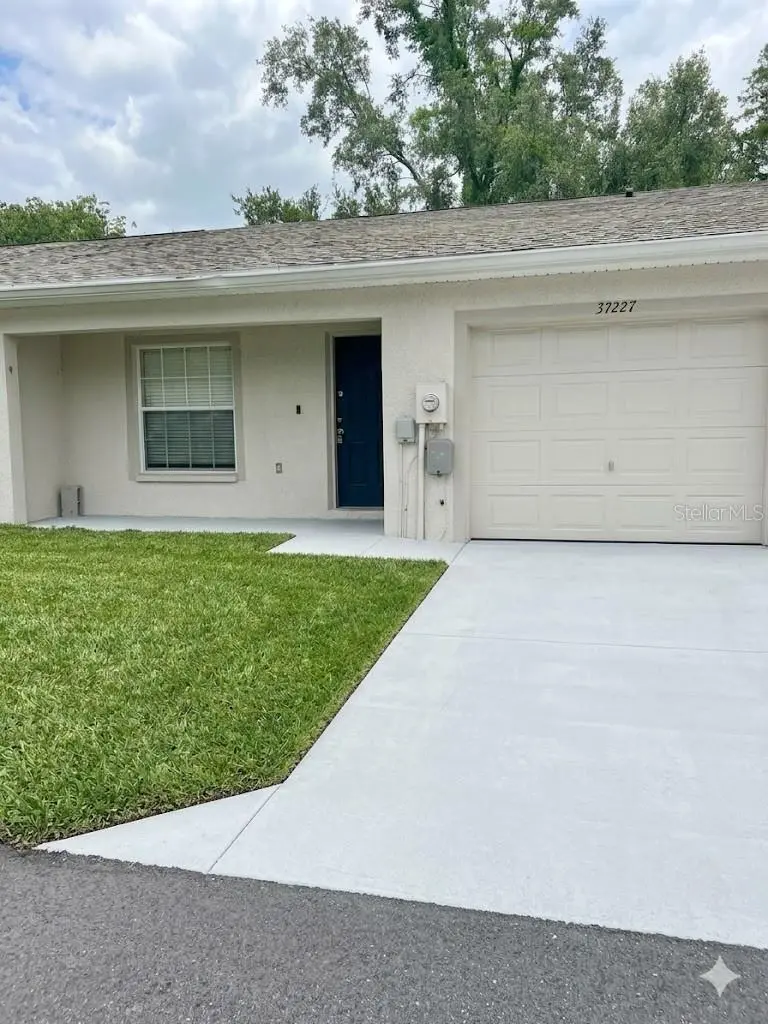 37227 Grassy Hill Ln