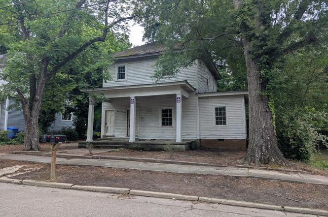 207 Bruton St W