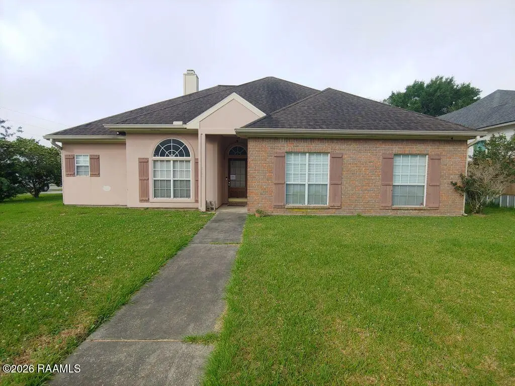 408 E Martial Ave