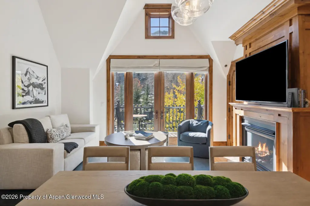 415 E Dean St. #32, Wk 9