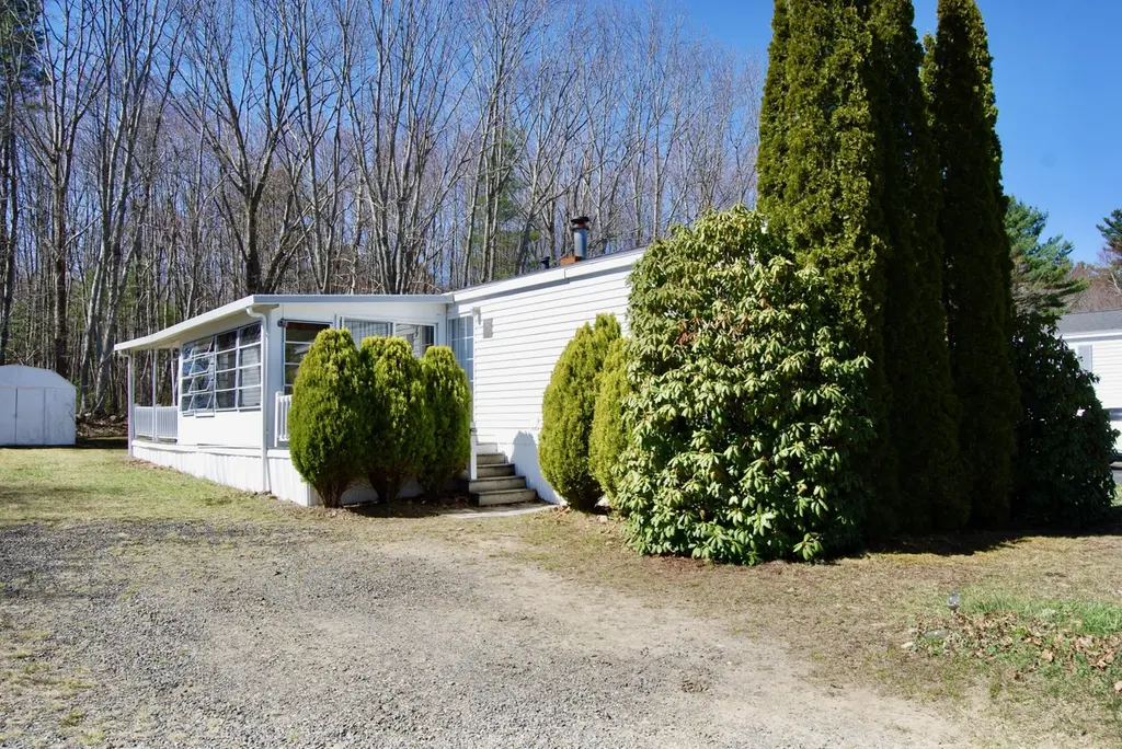 68 Poplar Park Dr
