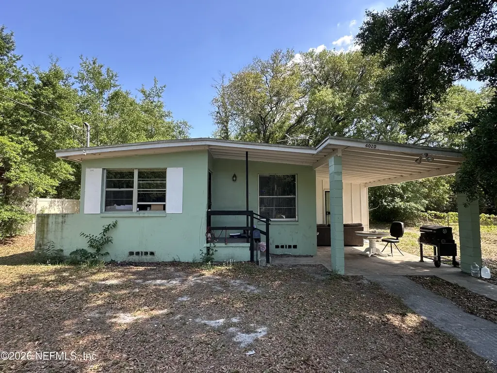 4020 Katanga Dr N