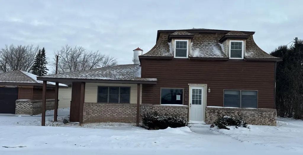 300 Arnold St
