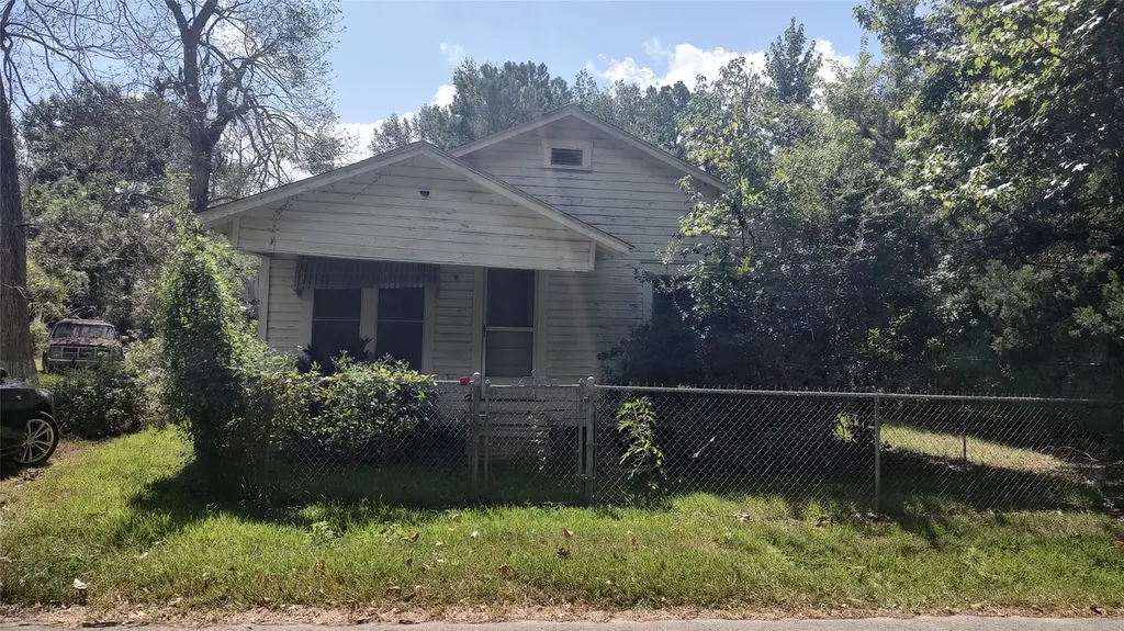 465 S 14th St