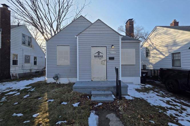 19195 Dresden St