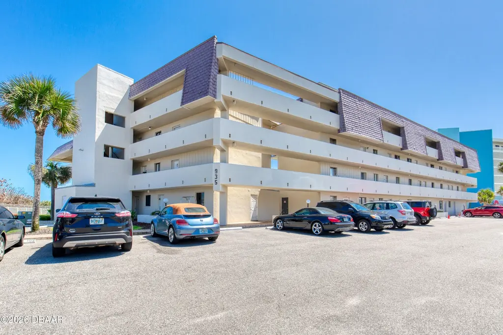 935 Ocean Shore Blvd #217