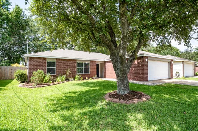 16392 Many Trees Ln