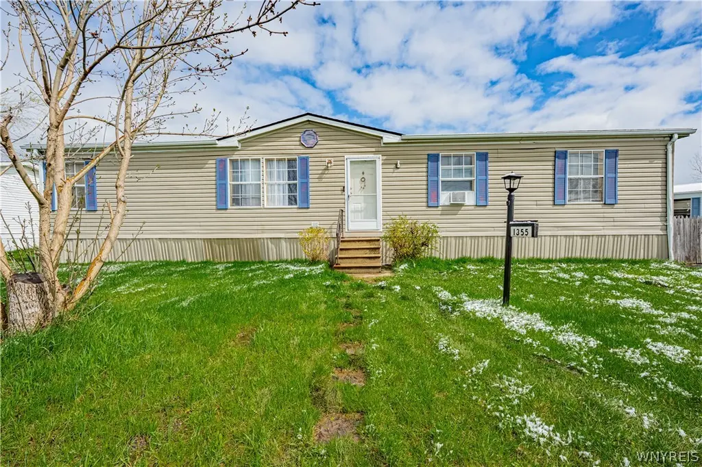 1355 Fernwood Dr