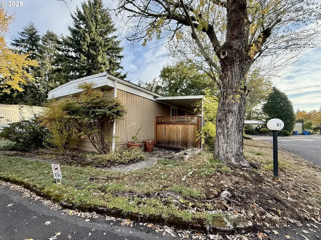 3909 E Fourth Plain Blvd #61